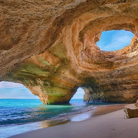 Cozy 1-bedroom Apartment, Pool,