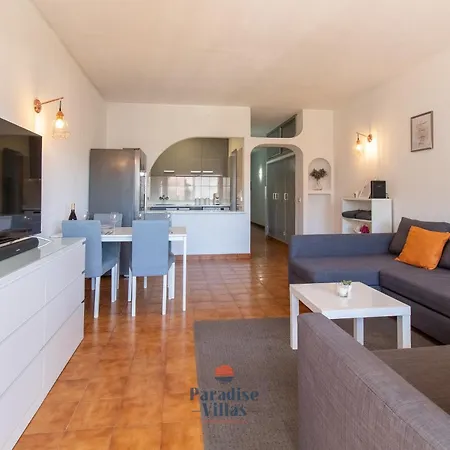 Cozy 1-bedroom Apartment, Pool, *